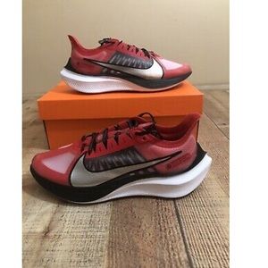 Nike shoes men’s size 13